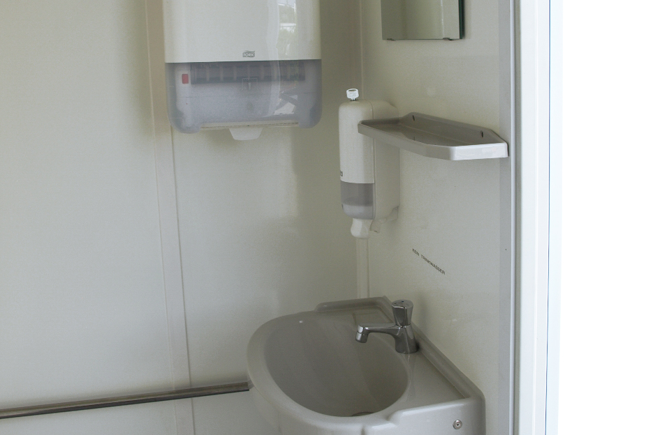 Container Toilettenwagen Inneneinrichtung Knauss Raumsysteme
